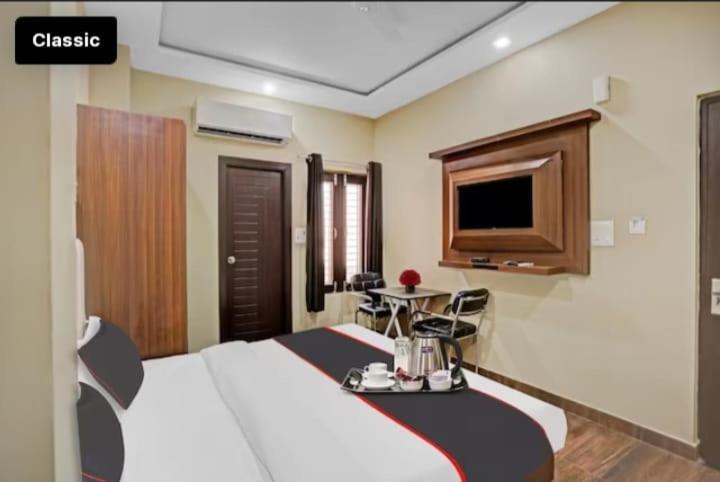 Hotel Green Apple Bareilly Bareli Exterior foto